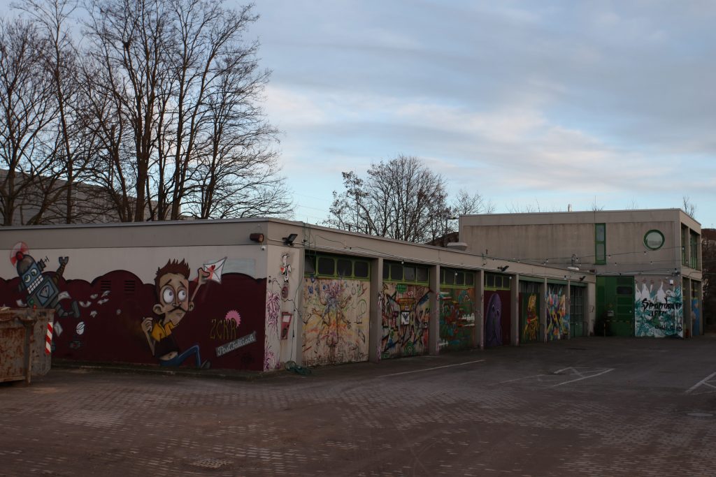 Rückseite des alten Postgebäudes