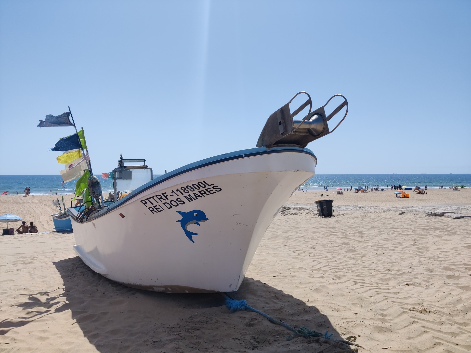 Fischerboot an der Costa de Caparica